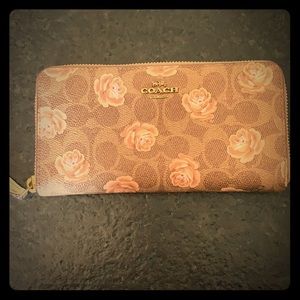 Coach wallet